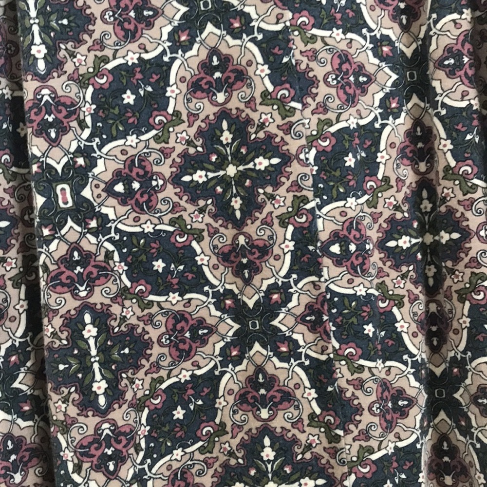 Dress - Picture 5 of 6
